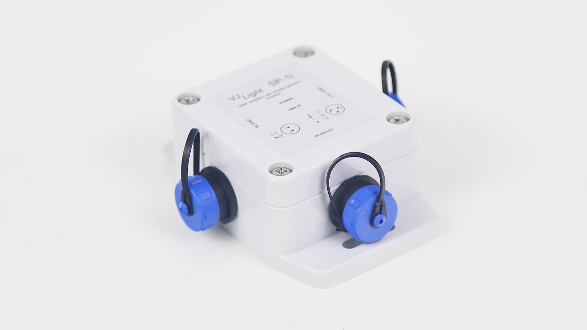 IP68 всепогодный DMX усилитель VJLight SP-1i с двойной гальванической развязкой и индикаторами. Герметичный, всепогодный.