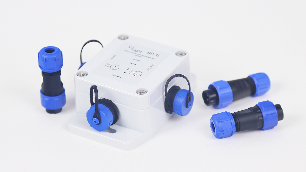 IP68 DMX усилитель VJLight SP-1i с двойной гальванической развязкой и индикаторами. Уличный, всепогодный.