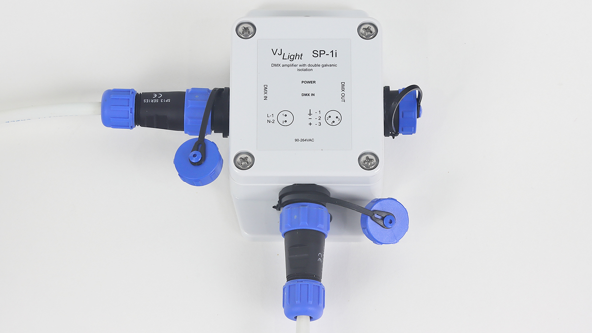 IP68 усилитель DMX сигнала VJLight SP-1i с двойной гальванической развязкой и индикаторами. Уличный, всепогодный. Крепление на любую поверхность.