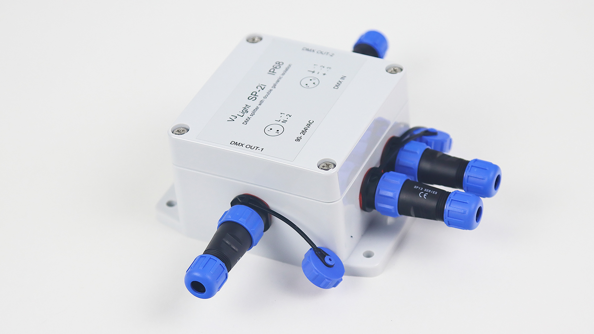 VJLight SP-2i - IP68 (IP67) DMX сплиттер 2 выхода с двойной гальванической развязкой и индикаторами.
